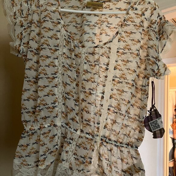 Princess Vera Wang Blouse Cream Brown Dogs Small NWT - Picture 2 of 6